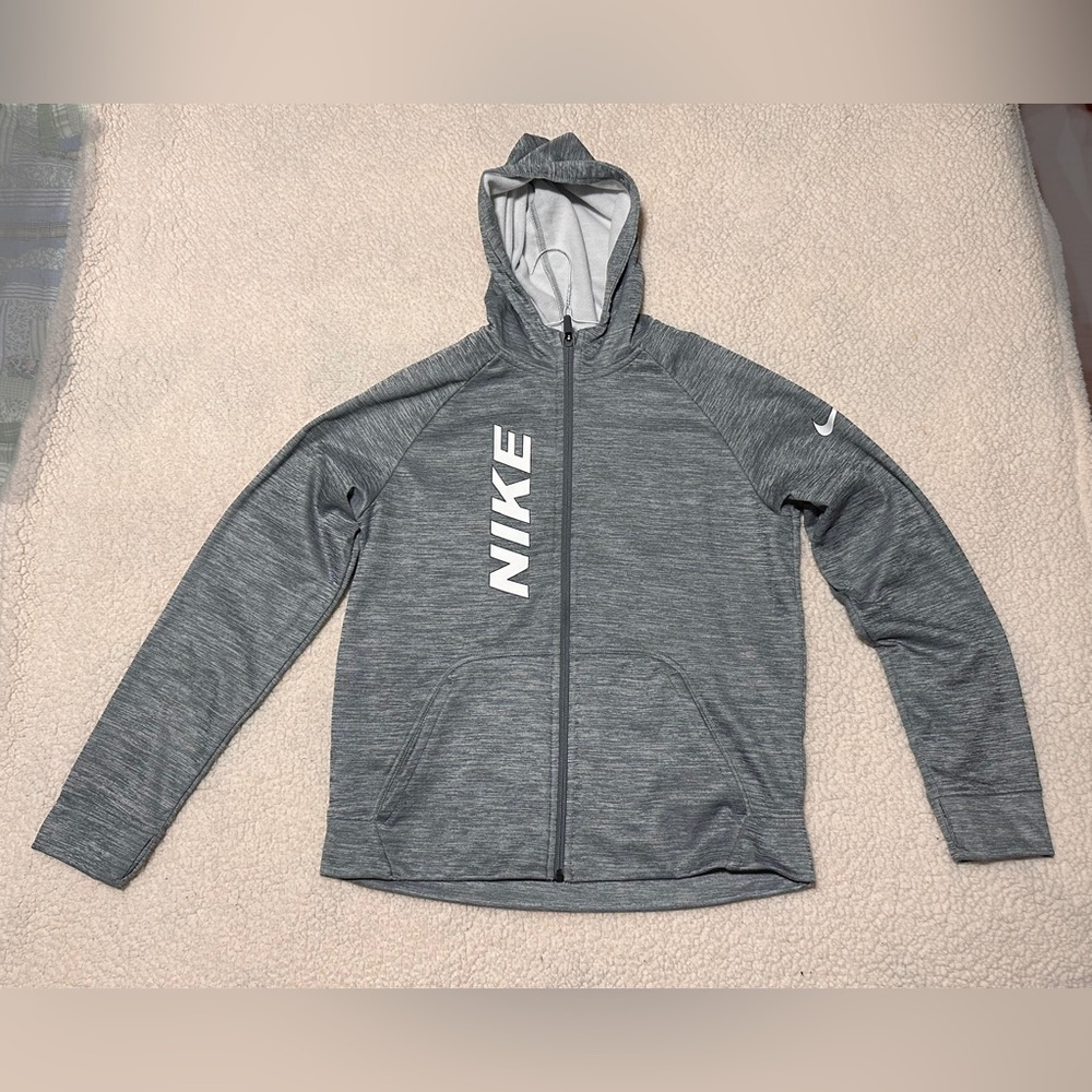 Nike Heather Gray Full-Zip Child’s XL Hoodie with Nike in white Swoosh
